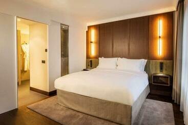 Le Louise Hotel Brussels   Mgallery Collection