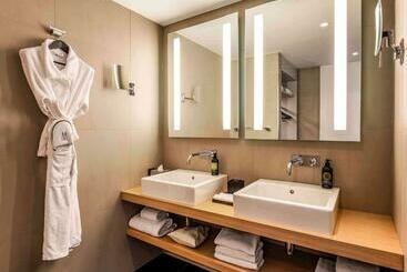 Le Louise Hotel Brussels   Mgallery Collection