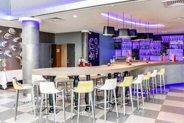 Novotel Orléans Saintjeandebraye