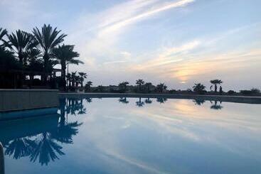 Portemilio Hotel & Resort