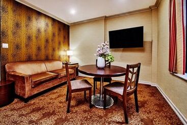 Radio City Apartments