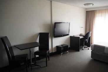 St Ives Apartments
