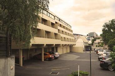 St Ives Apartments