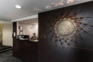 St Ives Apartments