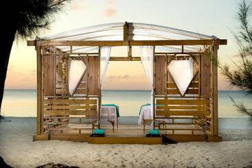 The Westin Grand Cayman Seven Mile Beach Resort & Spa