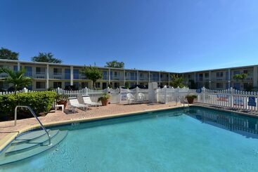 هتل Americas Best Value Inn Bradenton Sarasota