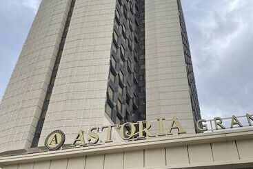 ホテル Astoria Grand