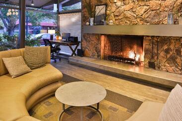 هتل Best Western Corte Madera Inn