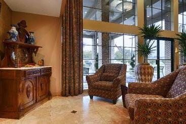 هتل Best Western Of Alexandria Inn & Suites & Conference Center