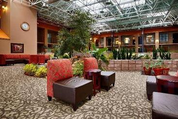 هتل Best Western Of Alexandria Inn & Suites & Conference Center