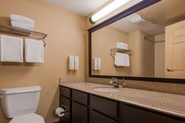 هتل Best Western Of Alexandria Inn & Suites & Conference Center