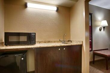 هتل Best Western Of Alexandria Inn & Suites & Conference Center