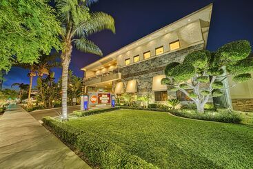 هتل Best Western Plus Anaheim Inn