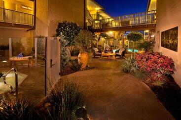 هتل Best Western Plus Beach View Lodge Carlsbad