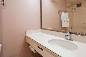 Best Western Plus Suites Hotel   Los Angeles Lax Airport