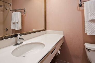 Best Western Plus Suites Hotel   Los Angeles Lax Airport
