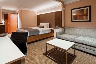 Best Western Plus Suites Hotel   Los Angeles Lax Airport