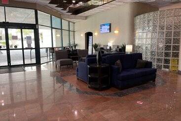 Best Western Plus Suites Hotel   Los Angeles Lax Airport