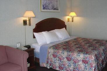 هتل Budget Inn