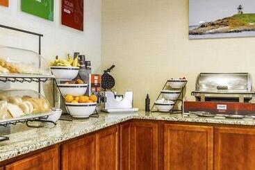 هتل Comfort Inn Brunswick