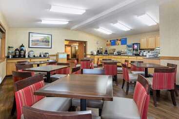 هتل Comfort Inn