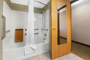 هتل Comfort Inn