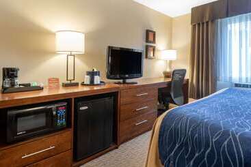 هتل Comfort Inn