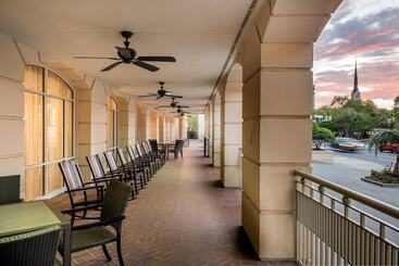 هتل Courtyard By Marriott Charleston Historic District