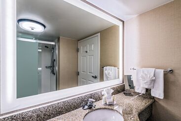 هتل Courtyard By Marriott Charleston Historic District