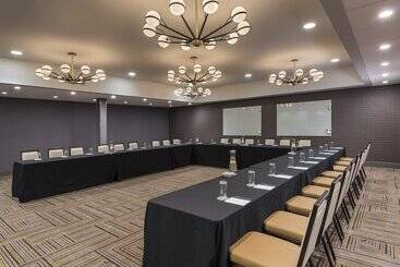 هتل Crowne Plaza Providence Warwick , An Ihg