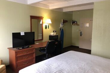 هتل Days Inn By Wyndham Columbia I 70