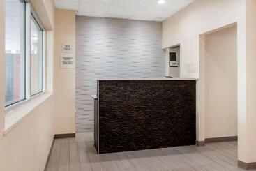 هتل Escape Inn Hershey