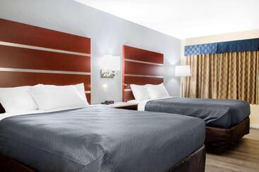 هتل Escape Inn Hershey