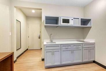 هتل Extended Stay America Suites   Buffalo   Airport