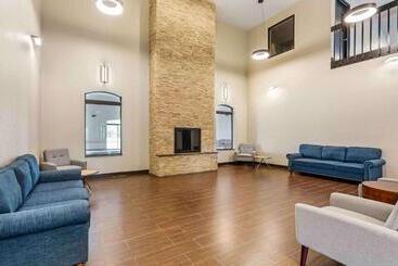 هتل Extended Stay America Suites   Buffalo   Airport