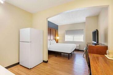 هتل Extended Stay America Suites   Buffalo   Airport