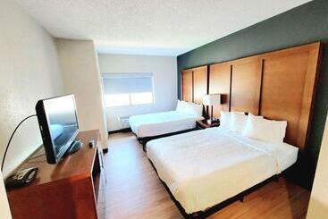 هتل Extended Stay America Suites   Buffalo   Airport