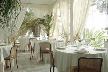 Grand Hotel De Rose