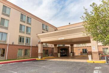 هتل Holiday Inn Express Harrisburg Sw   Mechanicsburg, An Ihg