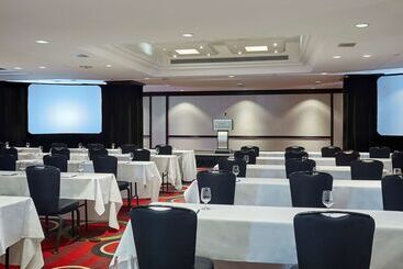 هتل Hyatt Regency Toronto