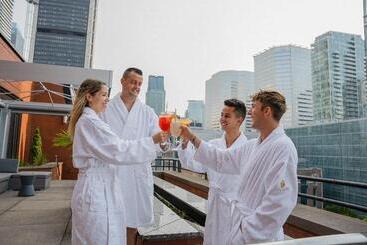 هتل Intercontinental Montreal, An Ihg