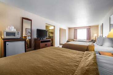 هتل Quality Inn Cheyenne I25 South
