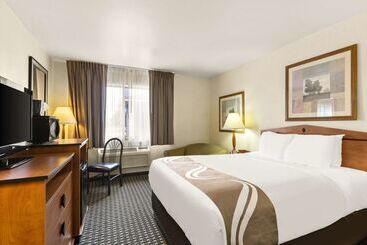 هتل Quality Inn Cheyenne I25 South