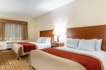 酒店 Quality Inn & Suites