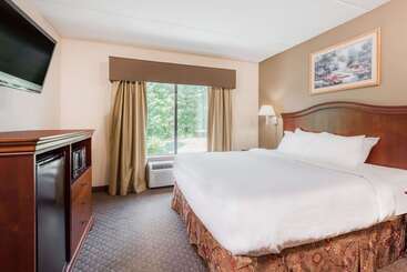 هتل Ramada By Wyndham Harrisburg/hershey Area