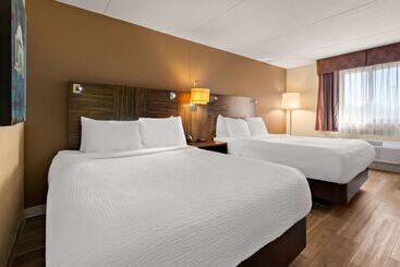 هتل Ramada By Wyndham Harrisburg/hershey Area