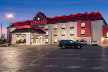 هتل Ramada By Wyndham Harrisburg/hershey Area