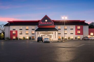هتل Ramada By Wyndham Harrisburg/hershey Area