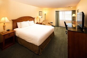 Red Lion Hotel Wenatchee City Center