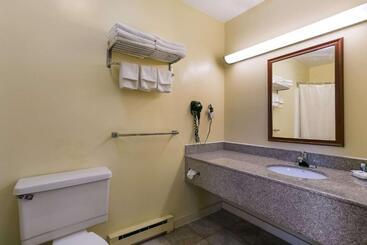 هتل Rodeway Inn & Suites Hershey